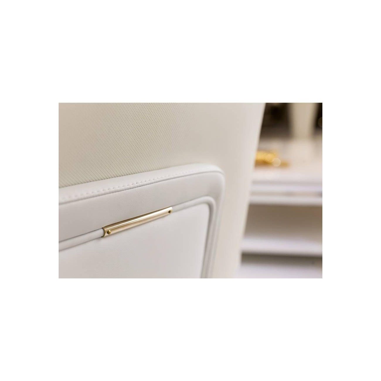 TURRI BLANCHE DIVANO