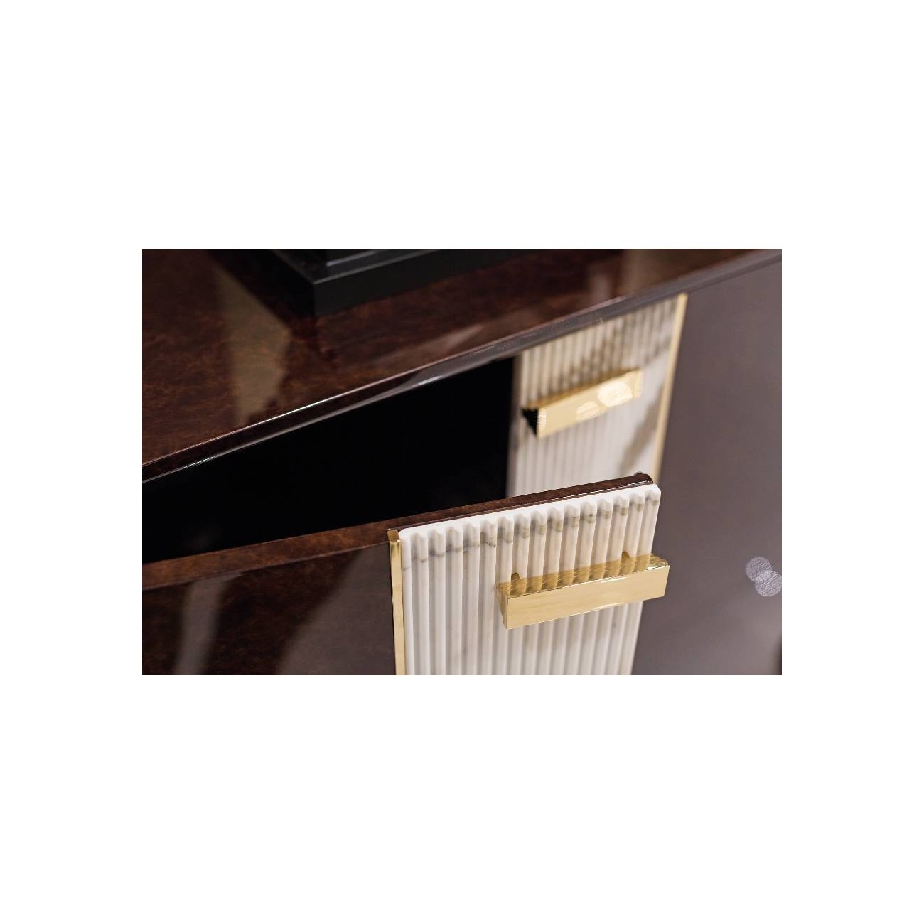 TURRI MADISON CREDENZA