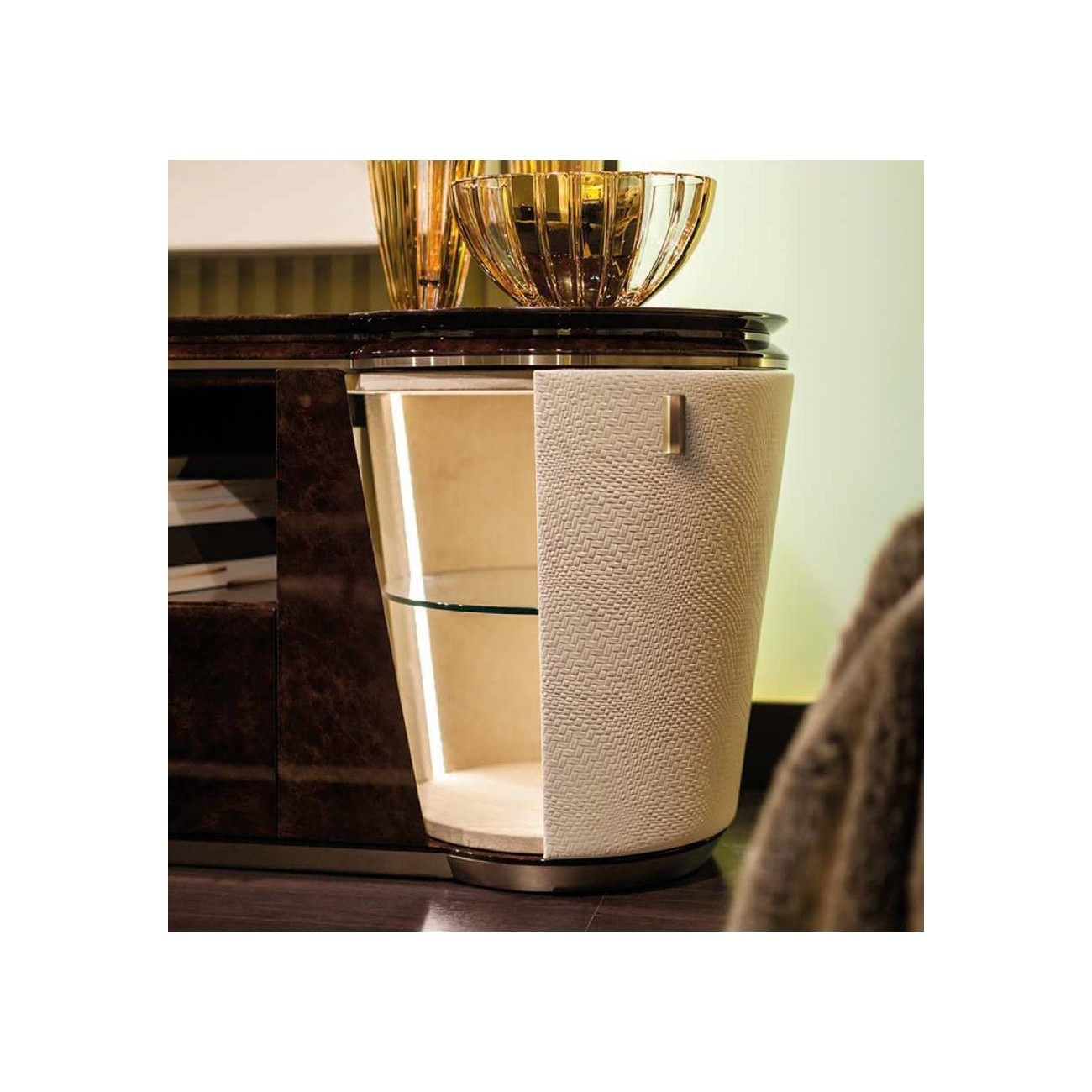 TURRI NOIR MOBILE TV