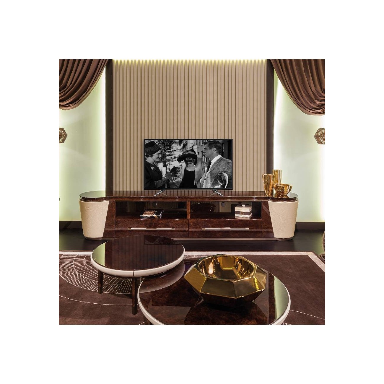 TURRI NOIR MOBILE TV