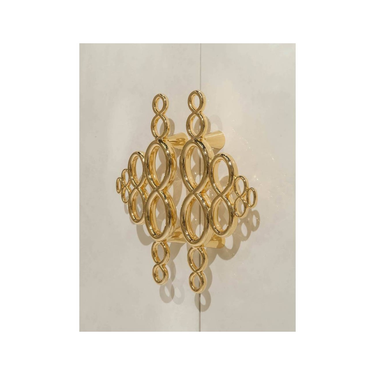 TURRI NUMERO TRE CREDENZA