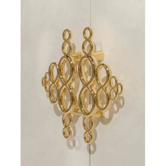 TURRI NUMERO TRE CREDENZA