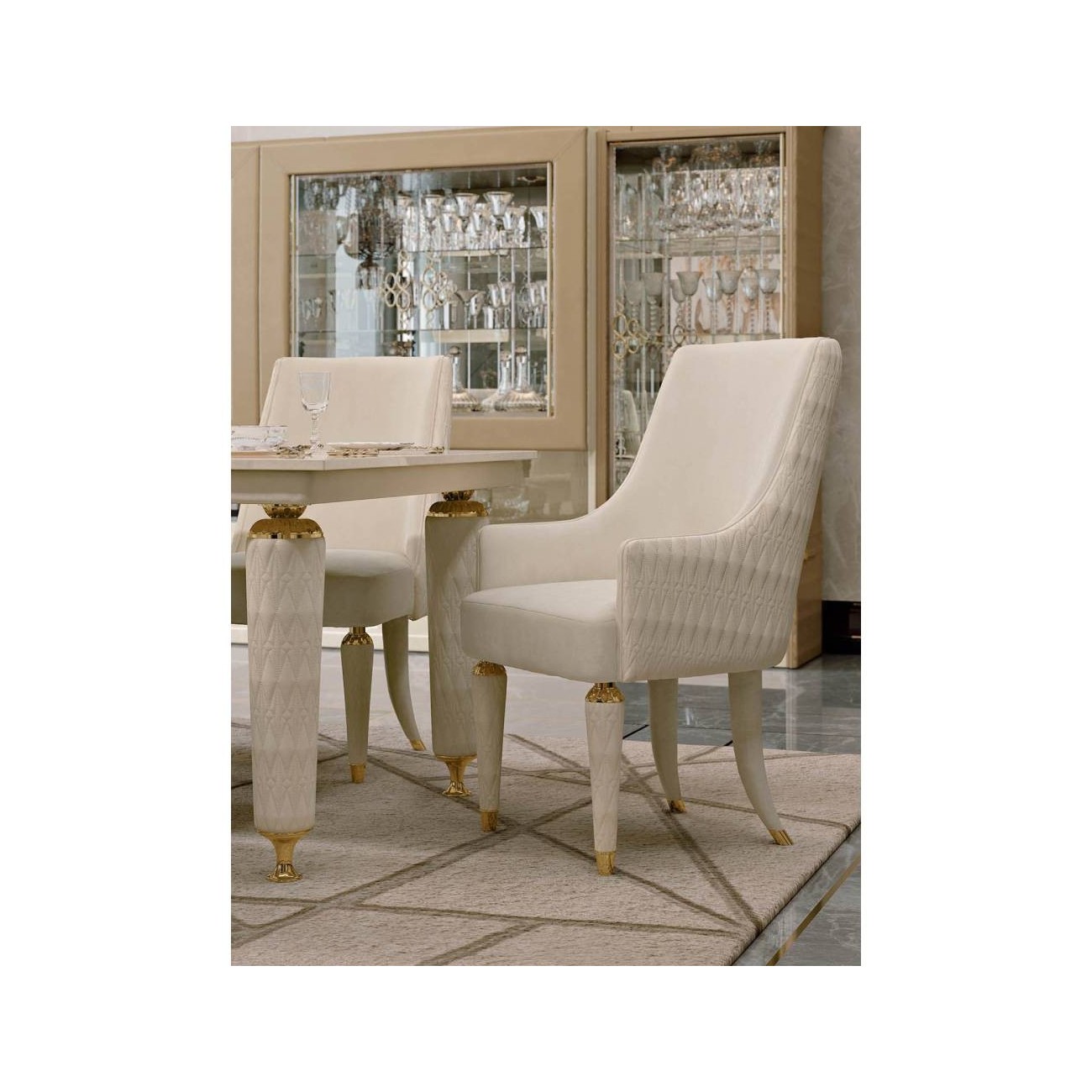 TURRI NUMERO TRE SEDIA