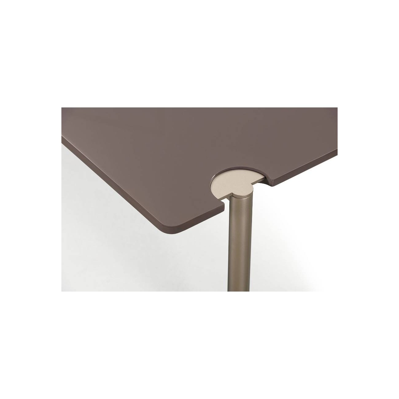 TURRI ZERO TAVOLINO CENTRALE