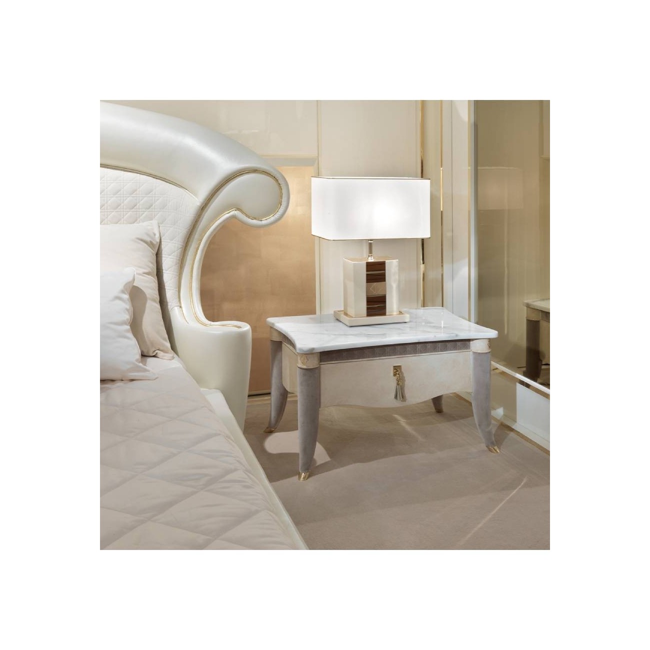 TURRI CARACTERE COMODINO