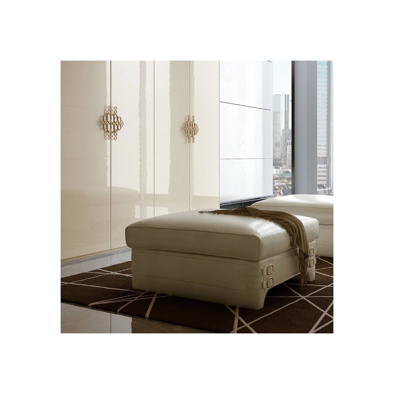 TURRI NUMERO TRE POUF