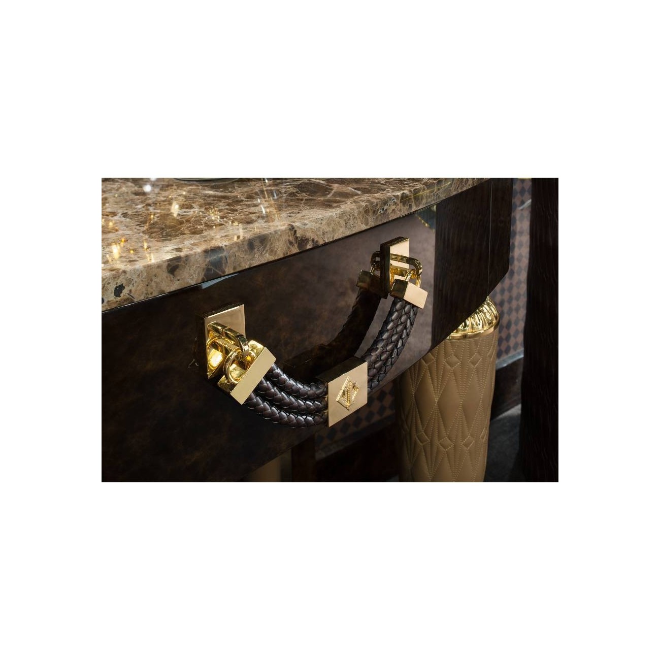 TURRI NUMERO TRE CONSOLLE