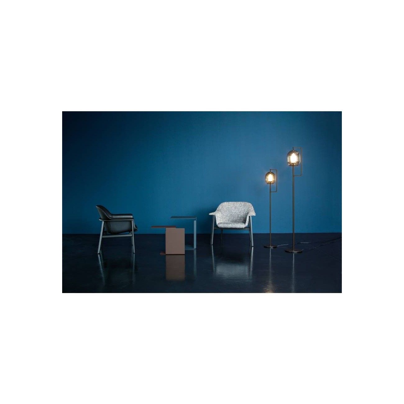 CLASSICON SEDAN LOUNGE CHAIR