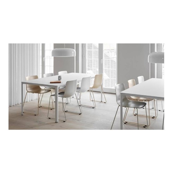 FREDERICIA PATO 4 LEG SEDIA