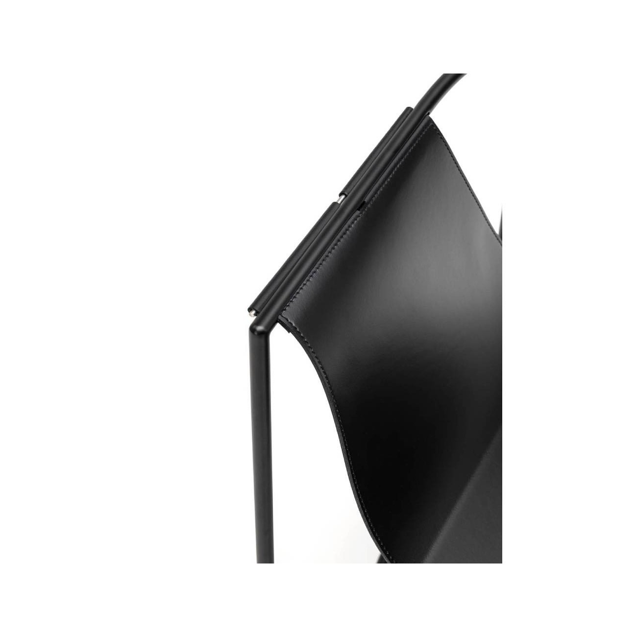 LIVING DIVANI LEMNI POLTRONCINA