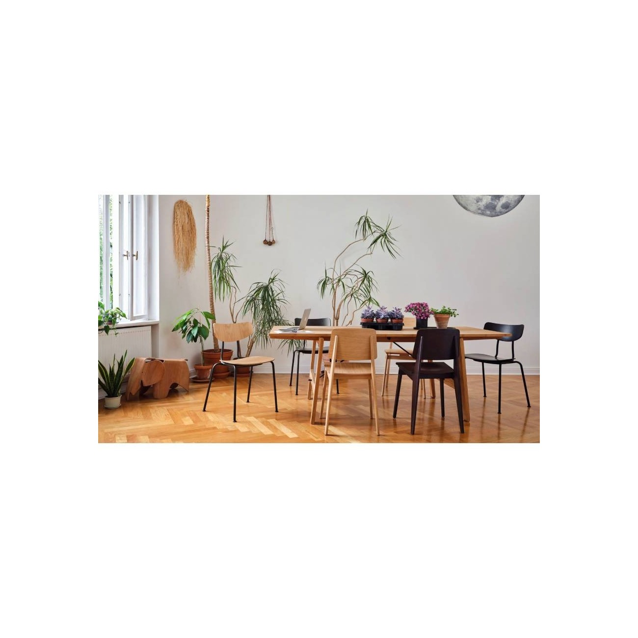VITRA MOCA SEDIA