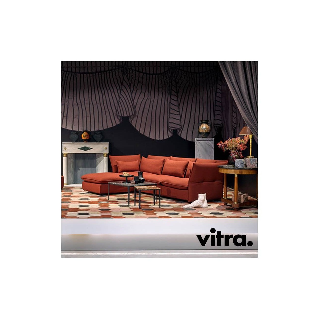 VITRA MARIPOSA DIVANO 3 POSTI