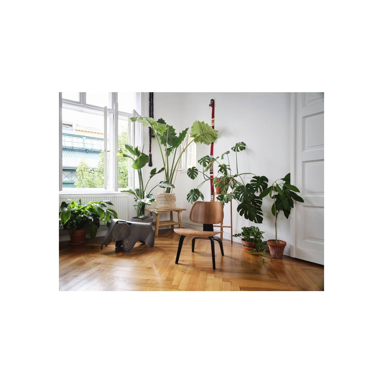 VITRA PLYWOOD GROUP LCW 75th ANNIVERSARY EDITION SEDIA