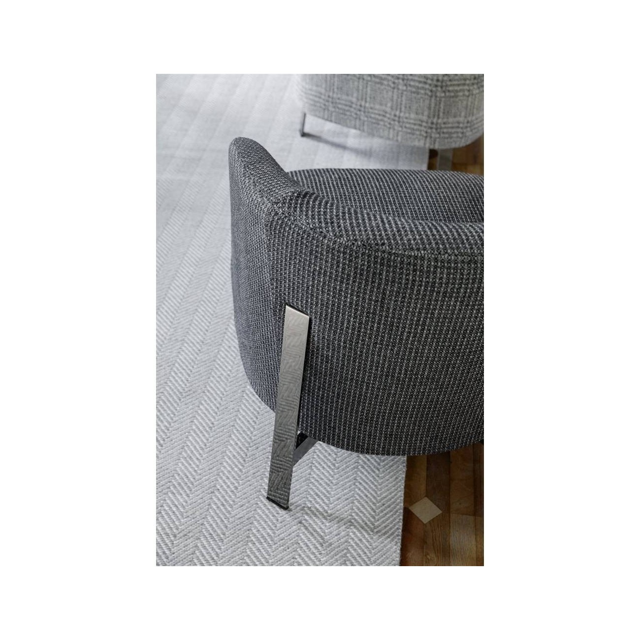 PORADA COPINE POLTRONA