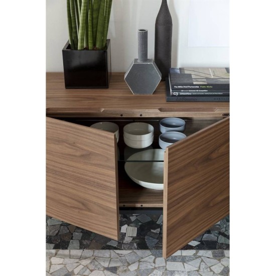 PORADA KANTO CREDENZA