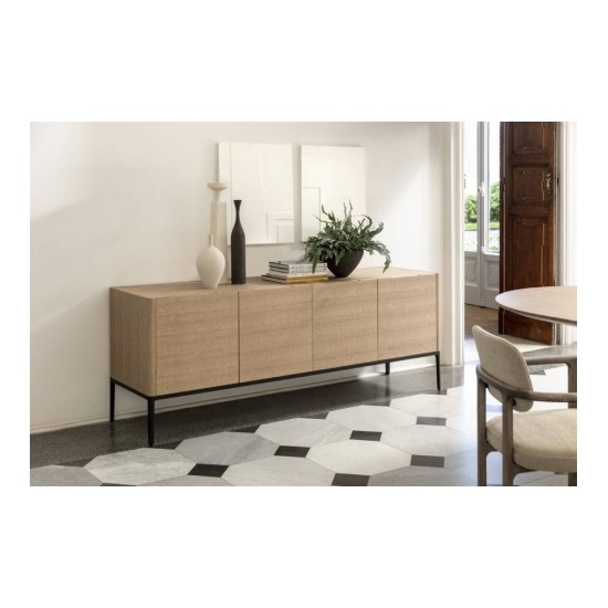 PORADA KANTO CREDENZA
