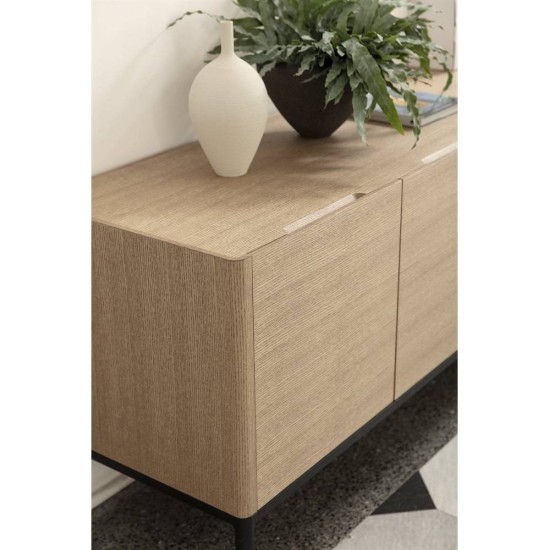 PORADA KANTO CREDENZA