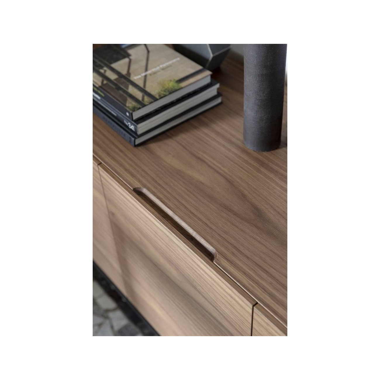 PORADA KANTO CREDENZA