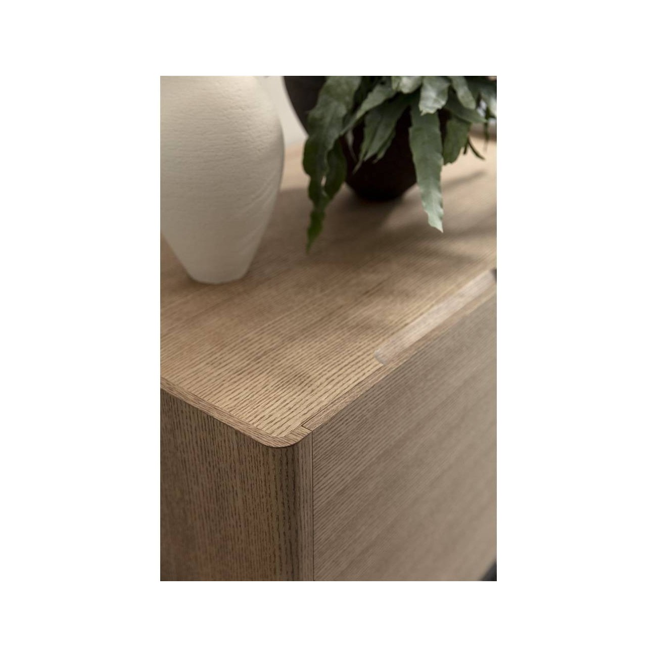 PORADA KANTO CREDENZA