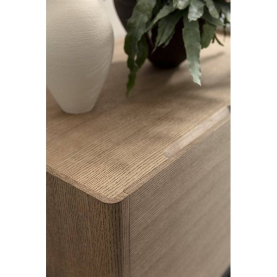 PORADA KANTO CREDENZA