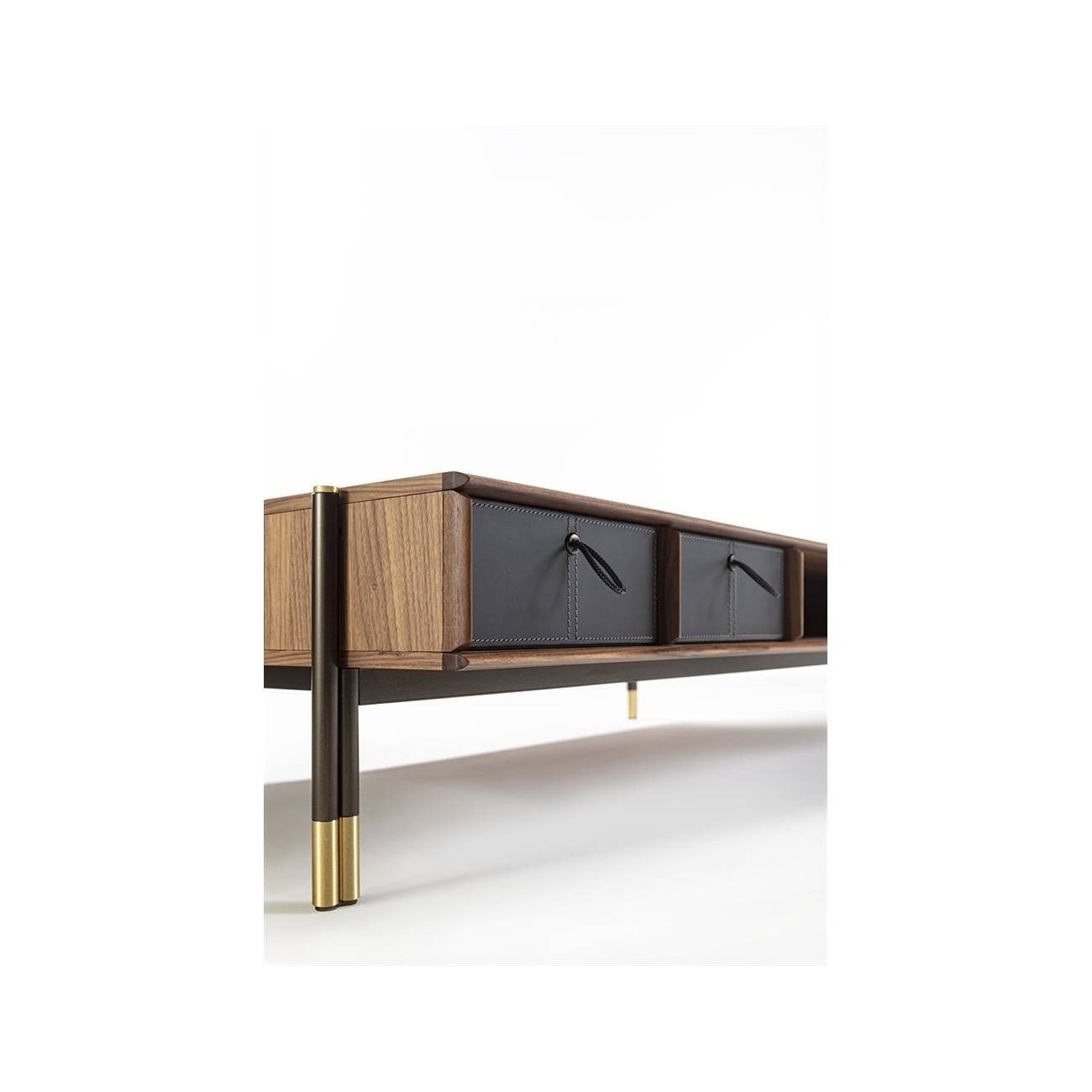 PORADA BAYUS TAVOLINO