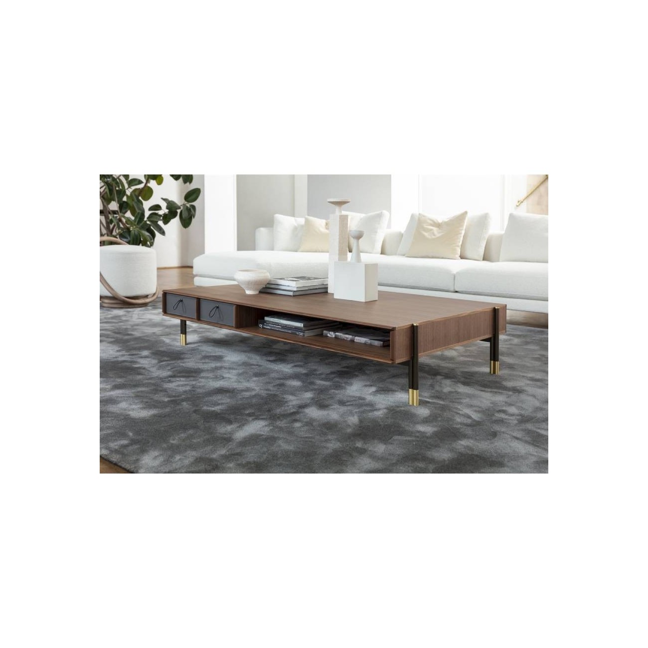 PORADA BAYUS TAVOLINO