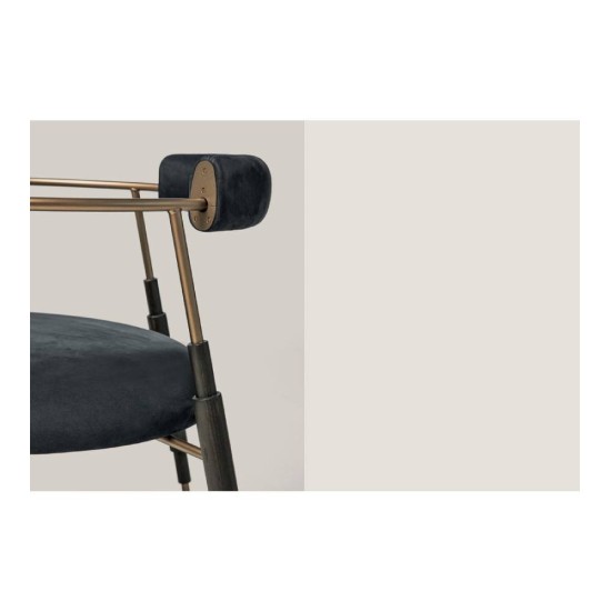 SHĀKE FRAME SEDIA