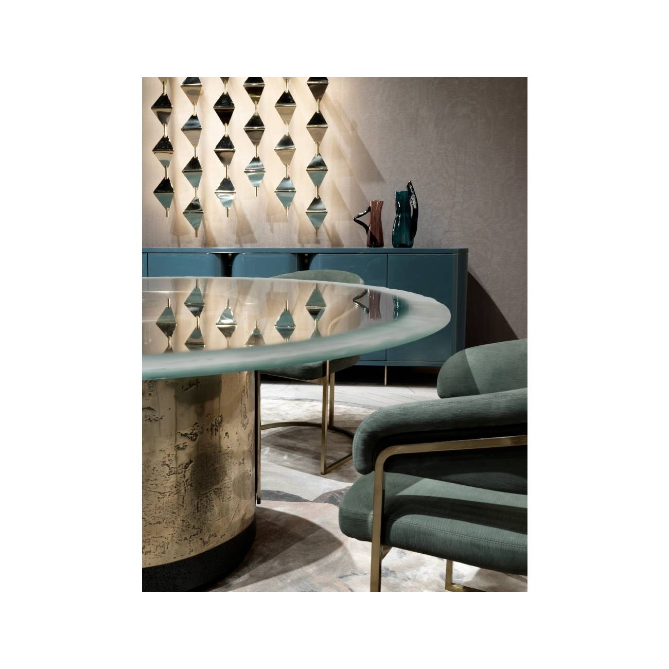 VISIONNAIRE AMOS TAVOLO