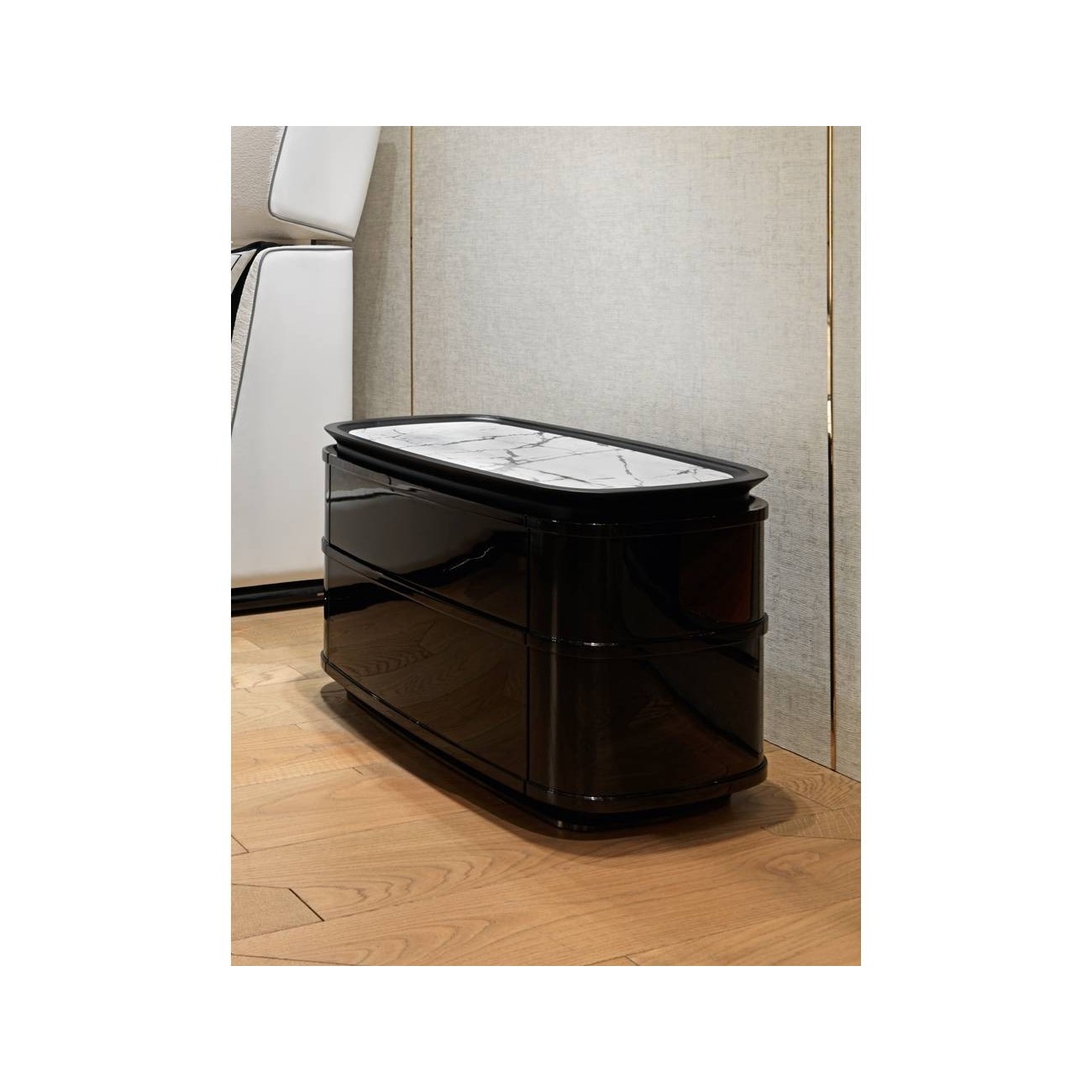 VISIONNAIRE NOMOS COMODINO