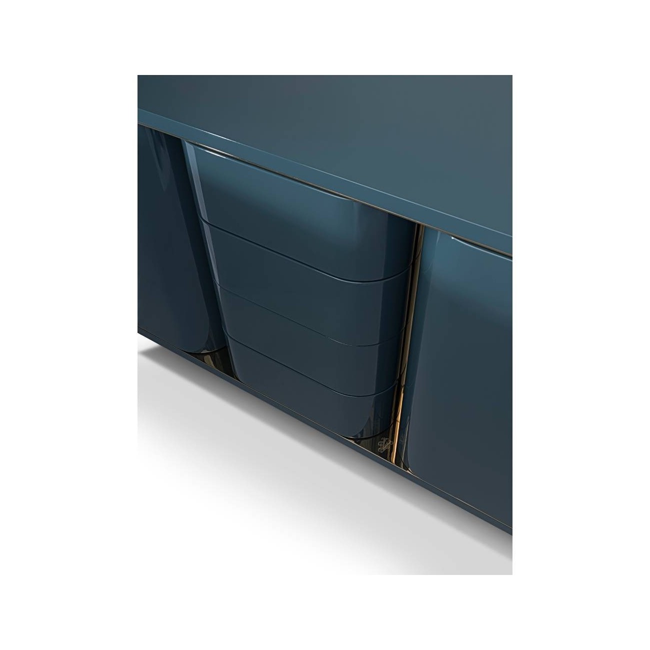 VISIONNAIRE DONEGAL MADIA