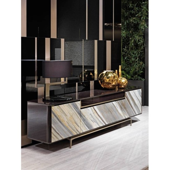 VISIONNAIRE BARNEY MADIA