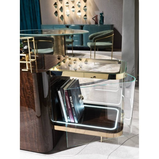 VISIONNAIRE DESMOND MADIA