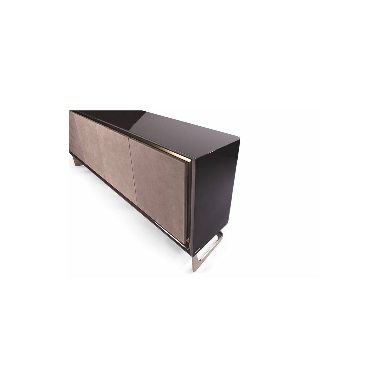 VISIONNAIRE NADIR MADIA