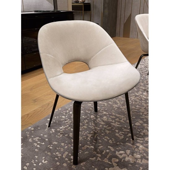 VISIONNAIRE TANYA SEDIA