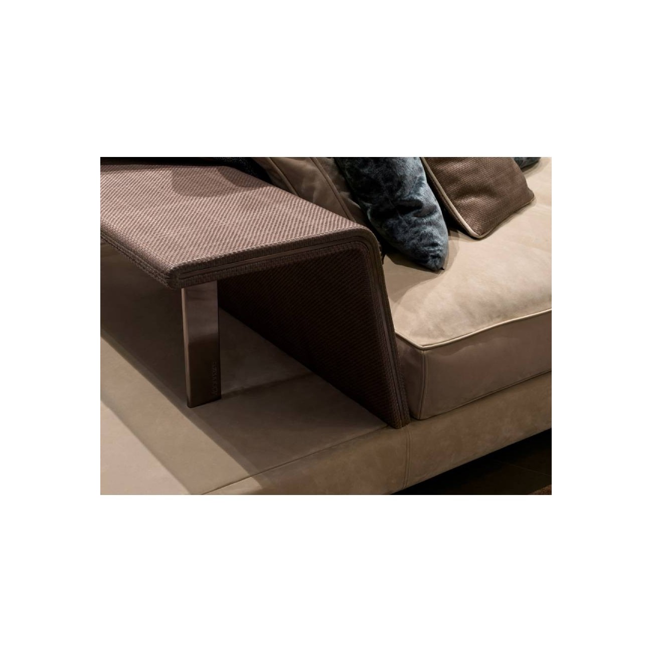 VISIONNAIRE XAVIER DIVANO