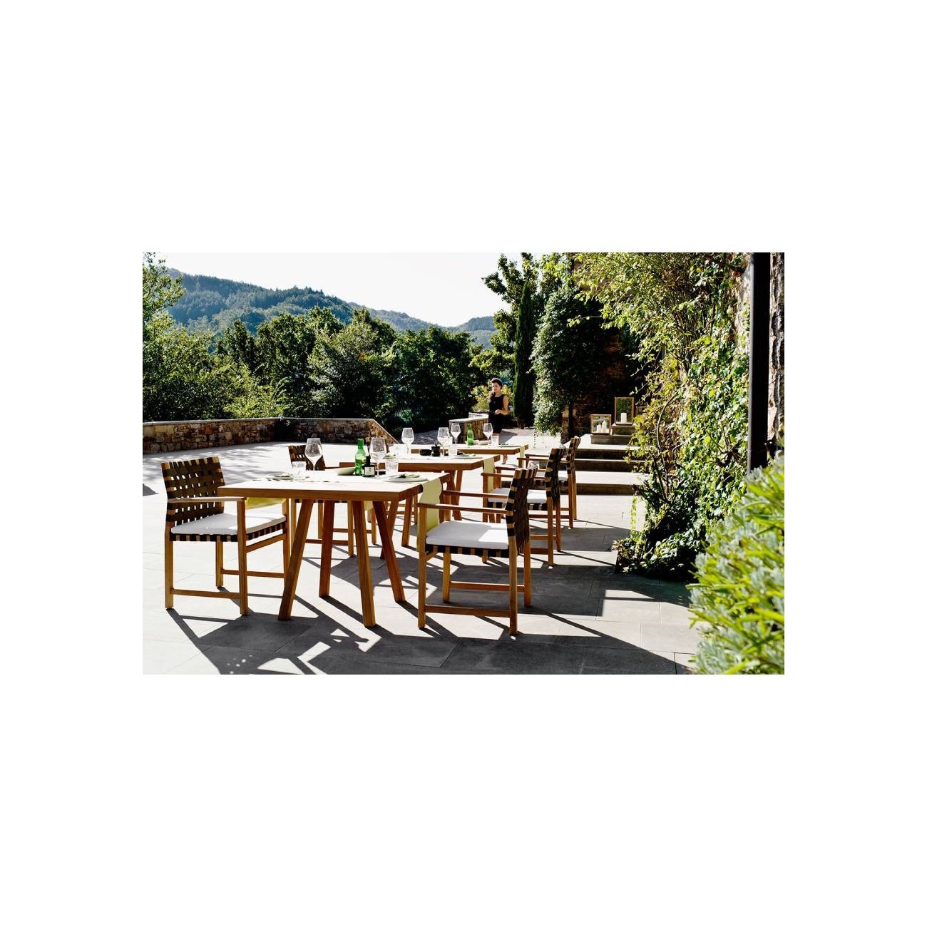 TRIBU VIS À VIS TAVOLO