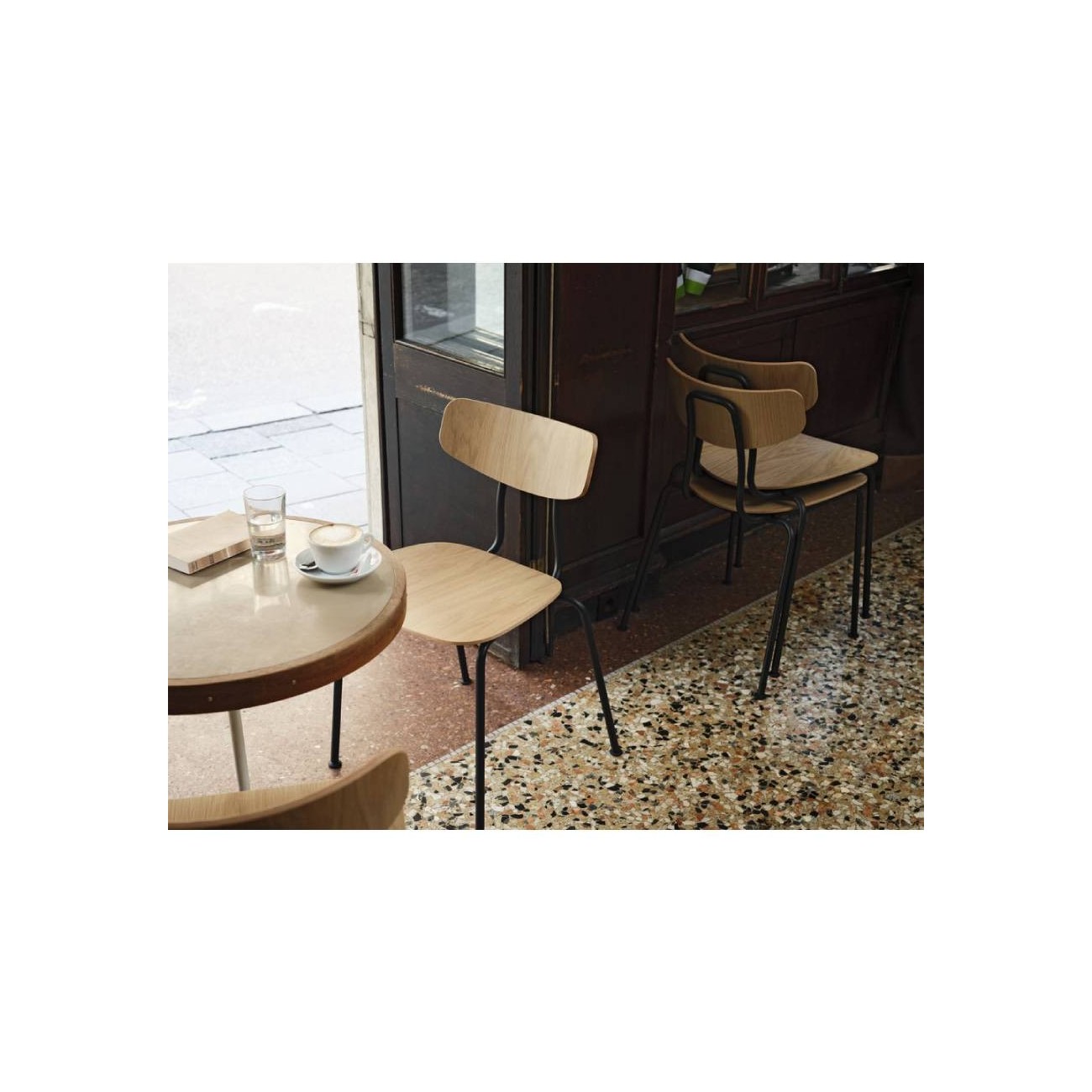 VITRA MOCA SEDIA