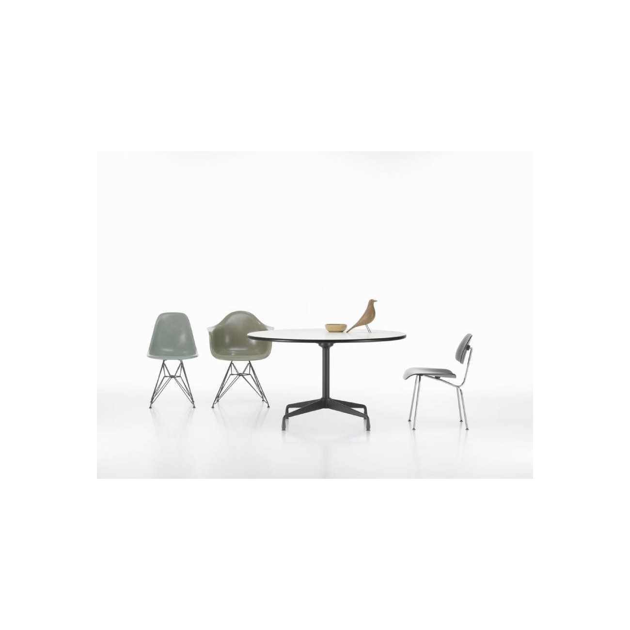 VITRA DCM SEDIA