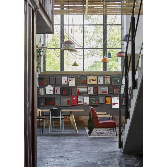 VITRA FAUTEUIL DE SALON POLTRONA