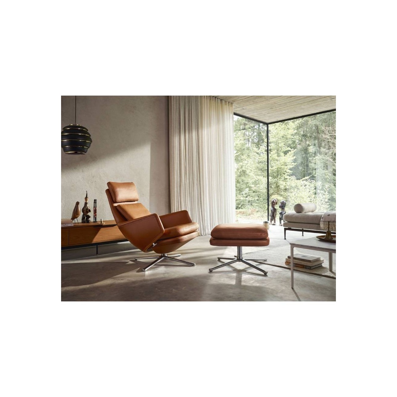 VITRA REPOS & OTTOMAN POLTRONA