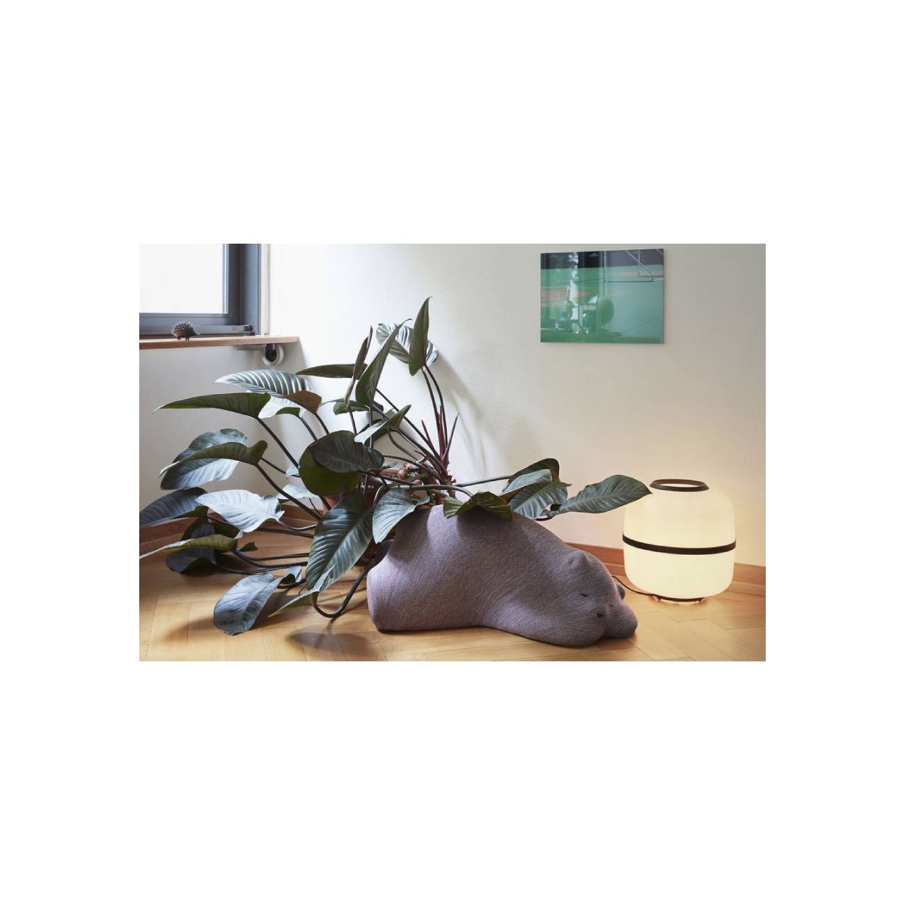 VITRA RESTING BEAR POUF