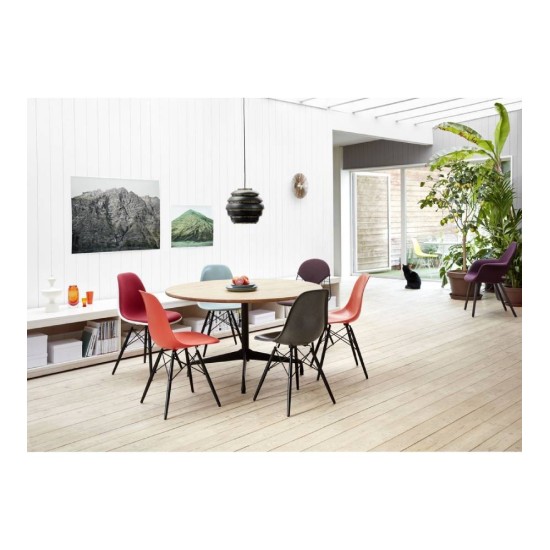 VITRA EAMES SEGMENTED TAVOLI