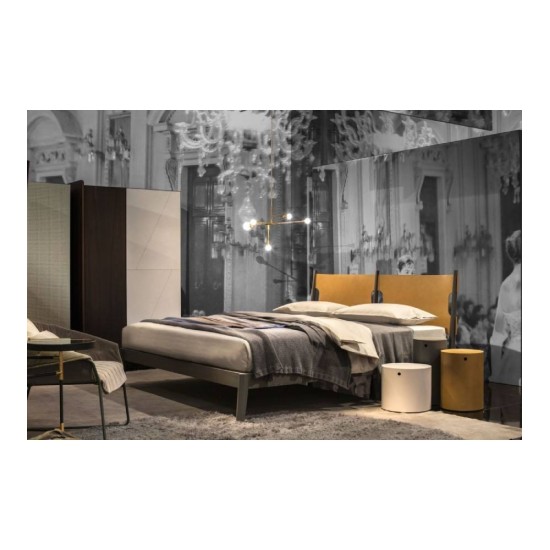 IVANO REDAELLI THAIS COMODINO