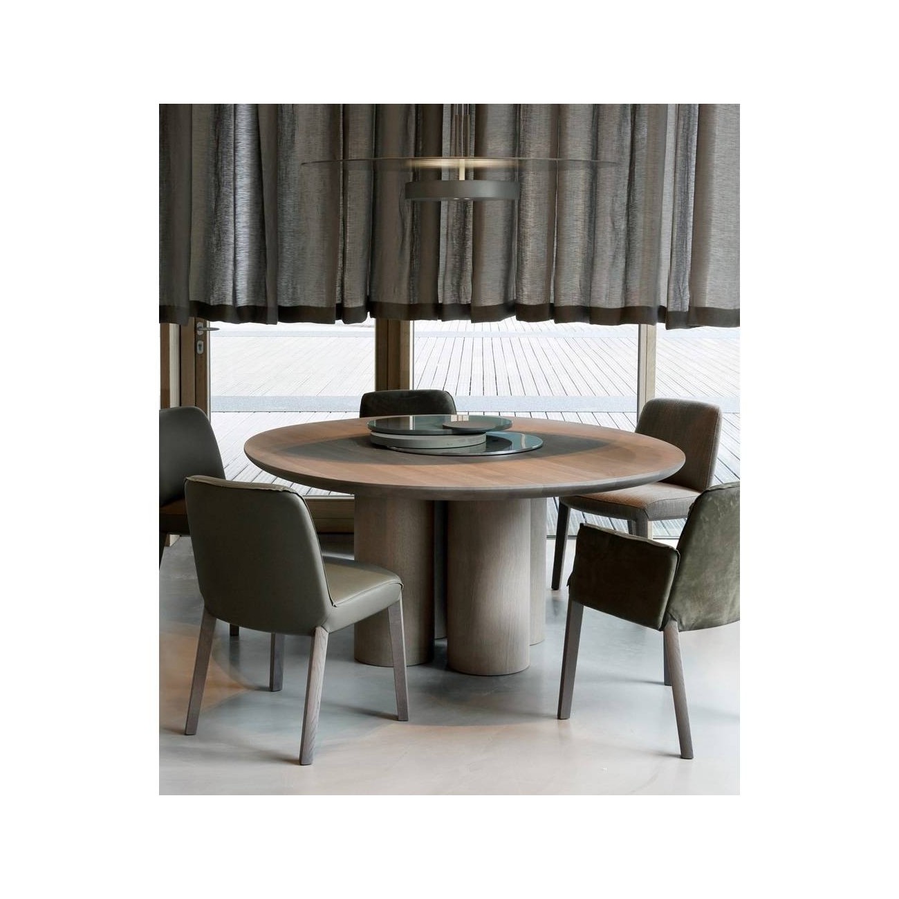 PIETBOON OLLE TAVOLO