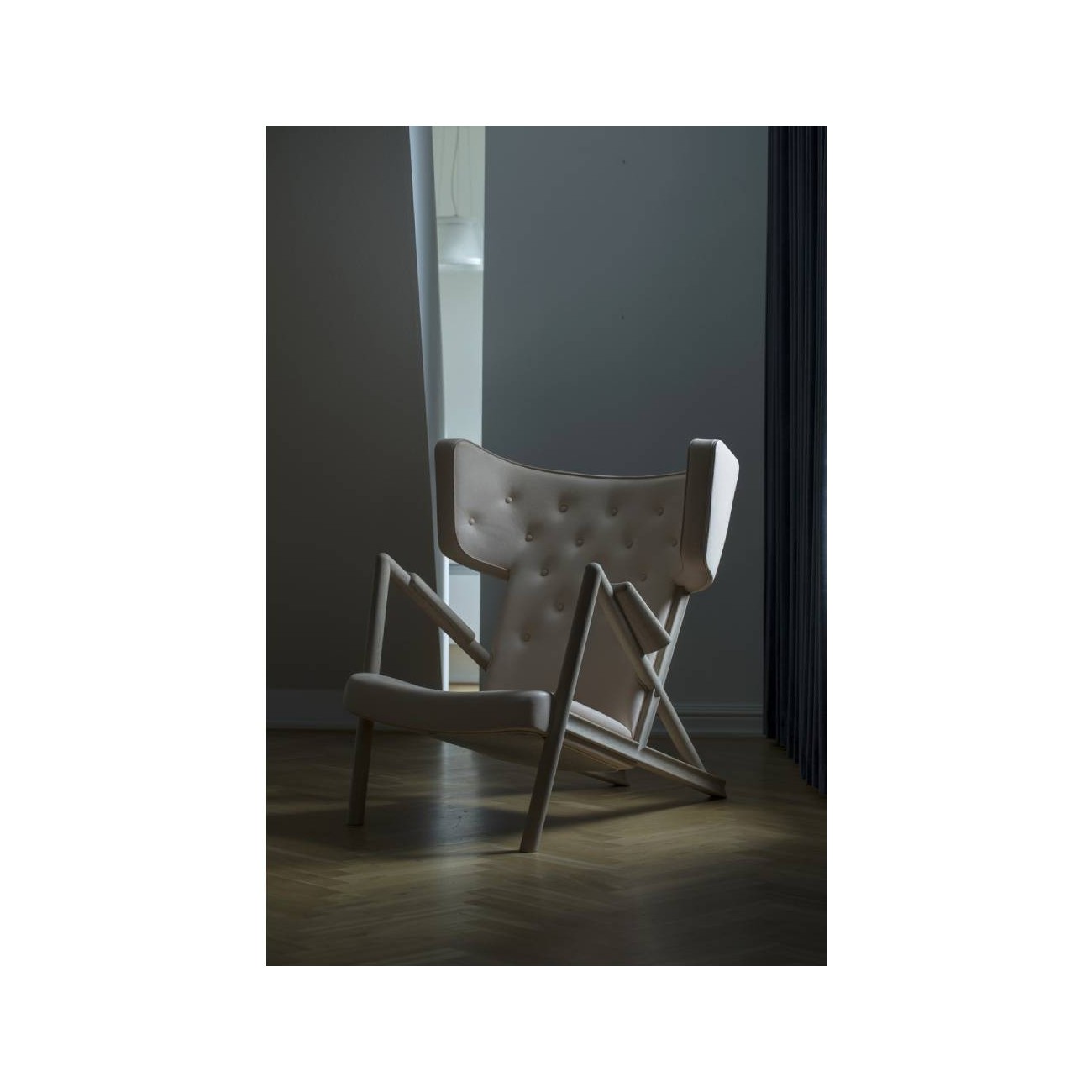 FINN JUHL GRASSHOPPER CHAIR - POLTRONCINA