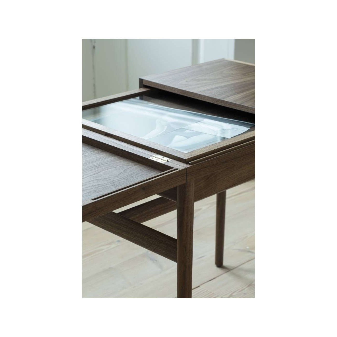 FINN JUHL - ART COLLECTOR'S TAVOLO