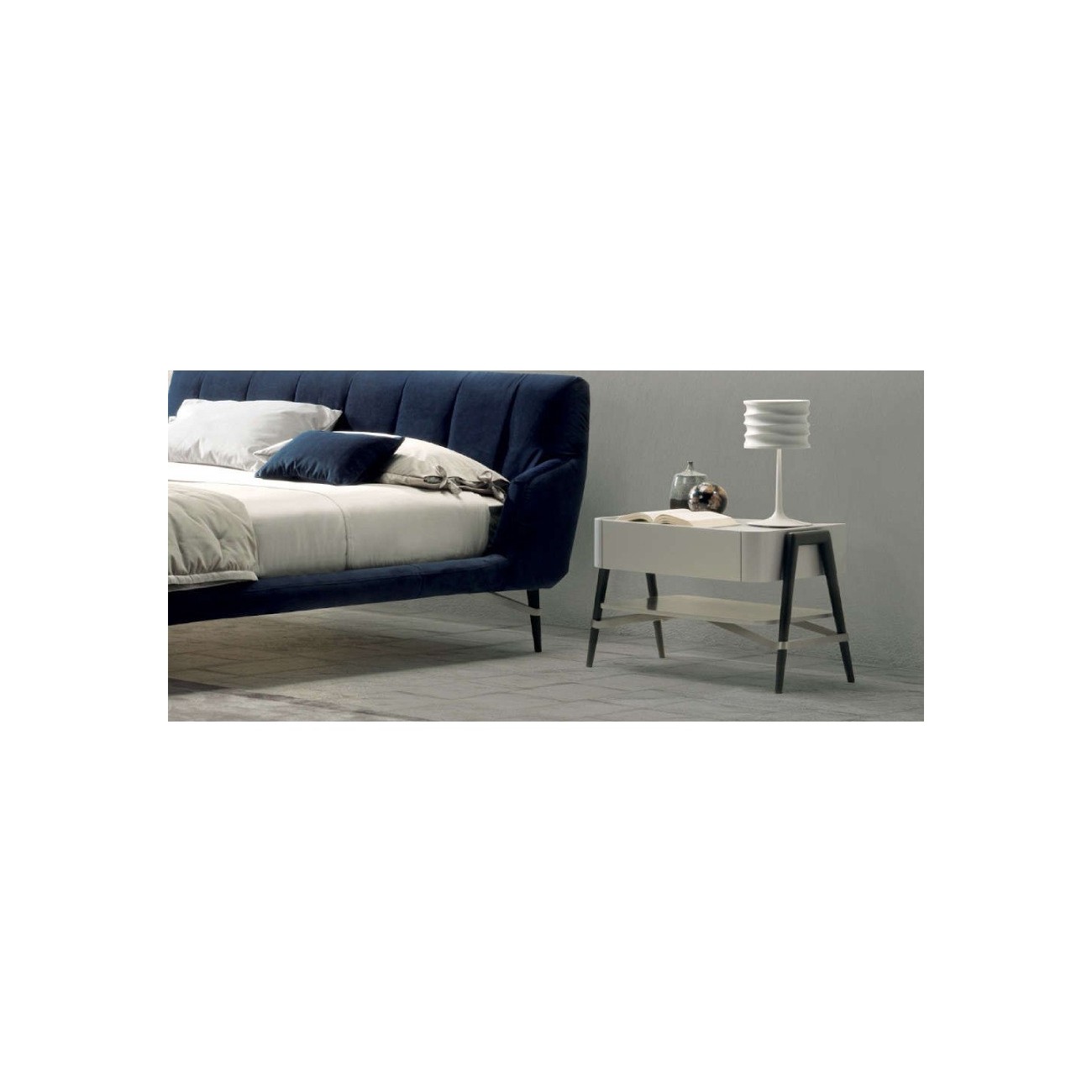 NATUZZI SVEVO COMODINO