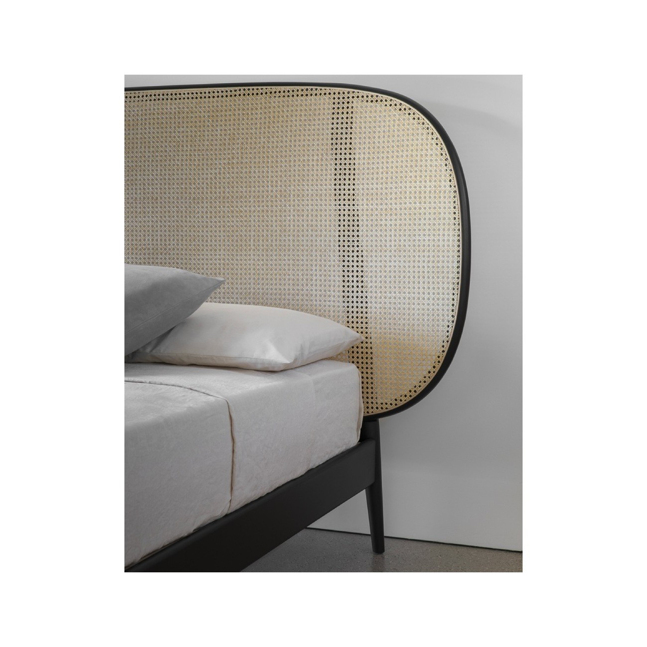 MINIFORMS – SHIKO WIEN LETTO