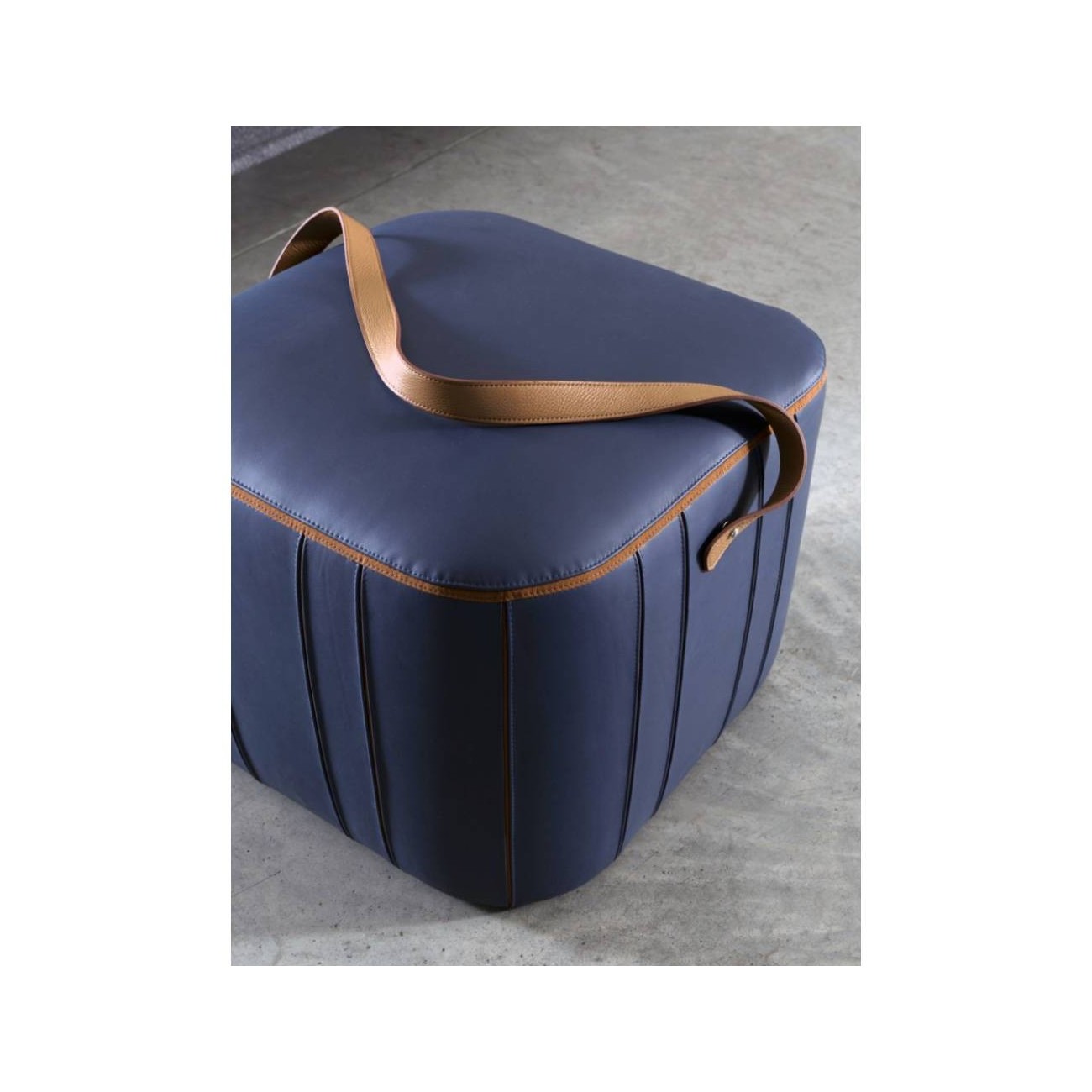 MERONI&COLZANI – GRANTORINO POUF