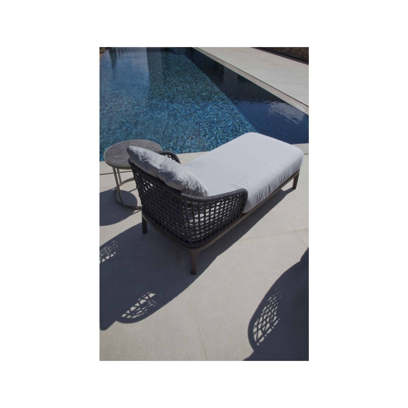 MERONI&COLZANI – LUNGOTEVERE CHAISE LONGUE OUTDOOR